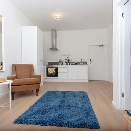 One Bedroom Serviced Apartment Smethwick Flat 310 Birmingham Exterior photo